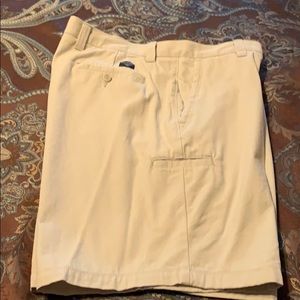 NWOT DOCKERS Flat Front Relaxed Fit Mens Shorts